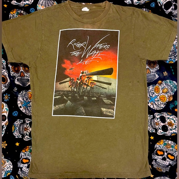 ROGER WATERS®️2012 "The Wall Live"™️Tour🧱🔨🧱🔨🎶Official🎶Merch🔨Shirt🧱 - Picture 1 of 8
